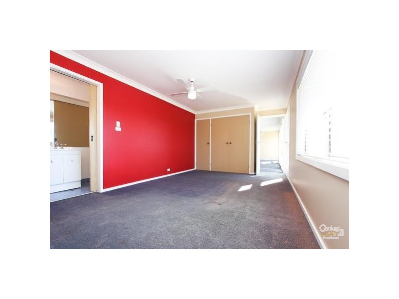 10 Taranaki Place, Macquarie Hills NSW 2285