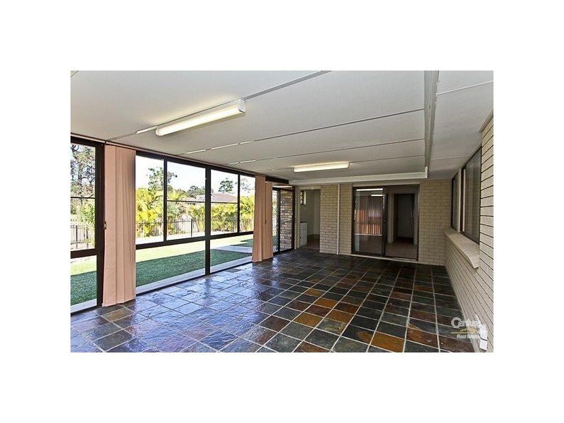 2 Fulmar Close, Mount Hutton NSW 2290