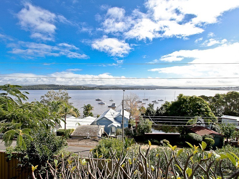 7 Croft Road, Eleebana NSW 2282