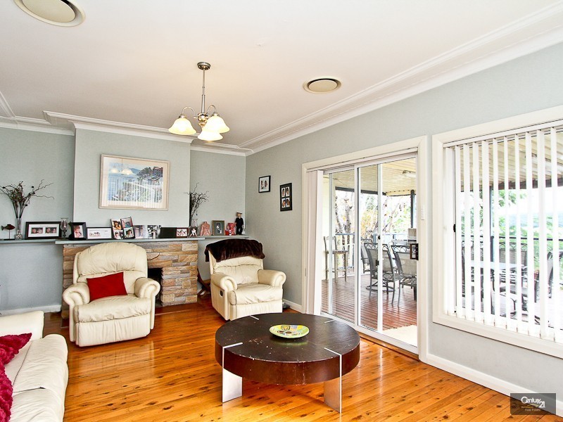 7 Croft Road, Eleebana NSW 2282