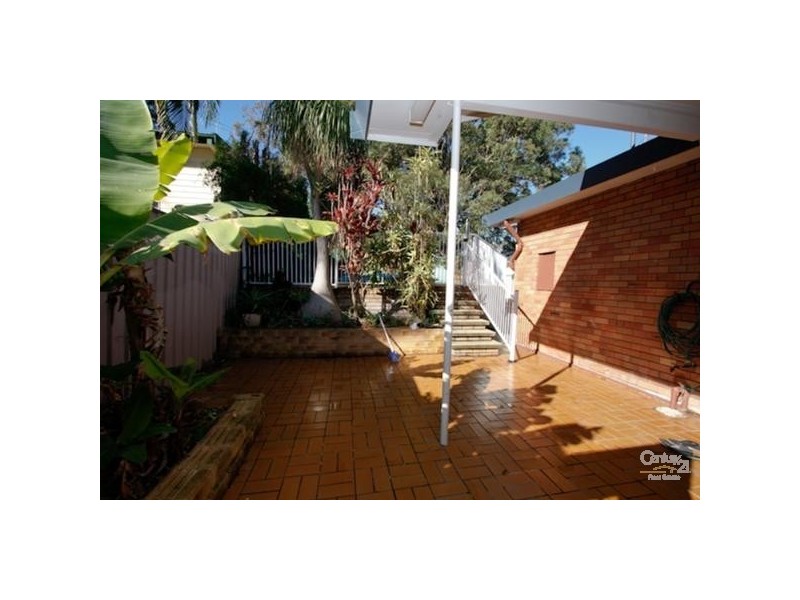 6 Butler Crescent, Warners Bay NSW 2282