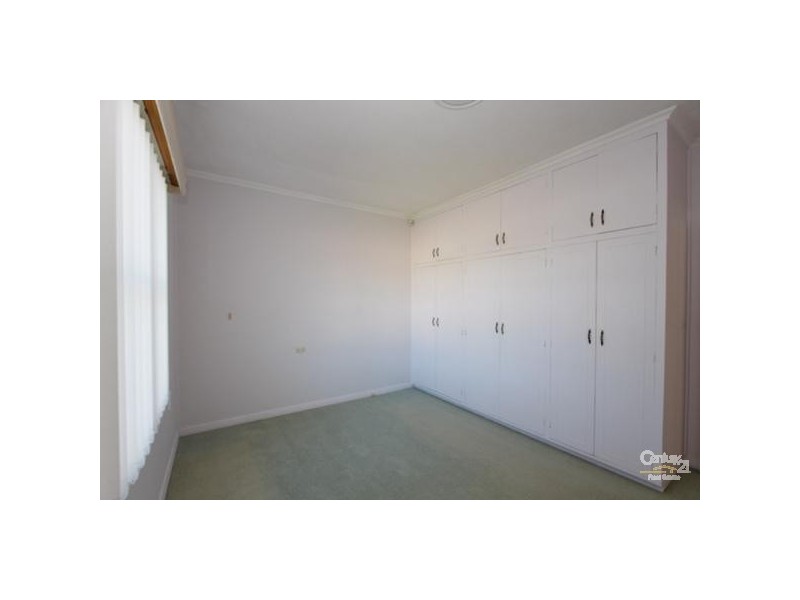 6 Butler Crescent, Warners Bay NSW 2282