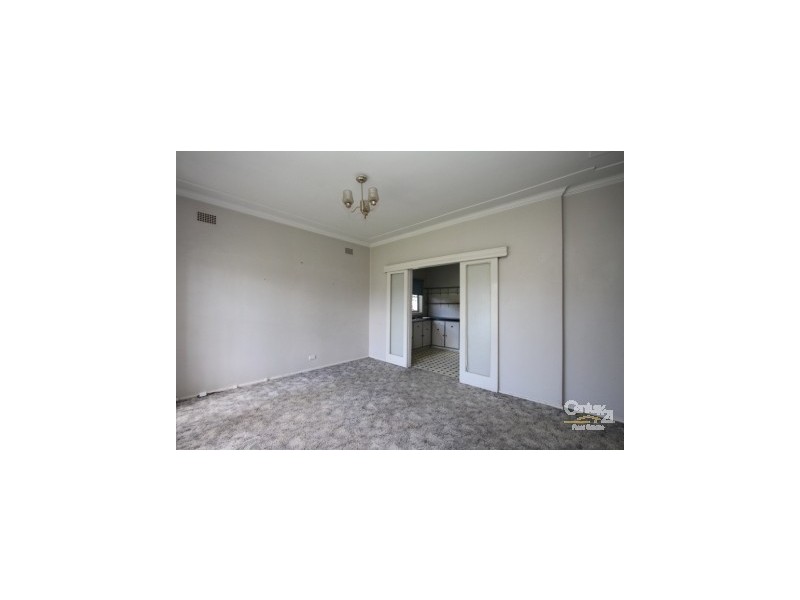 39 Walker Street, Warners Bay NSW 2282