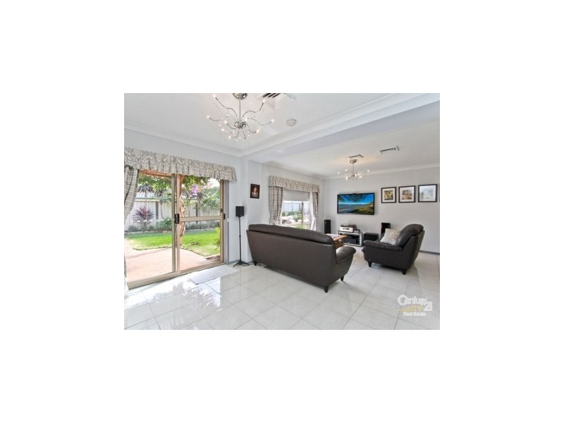 7 Ruston Avenue, Valentine NSW 2280