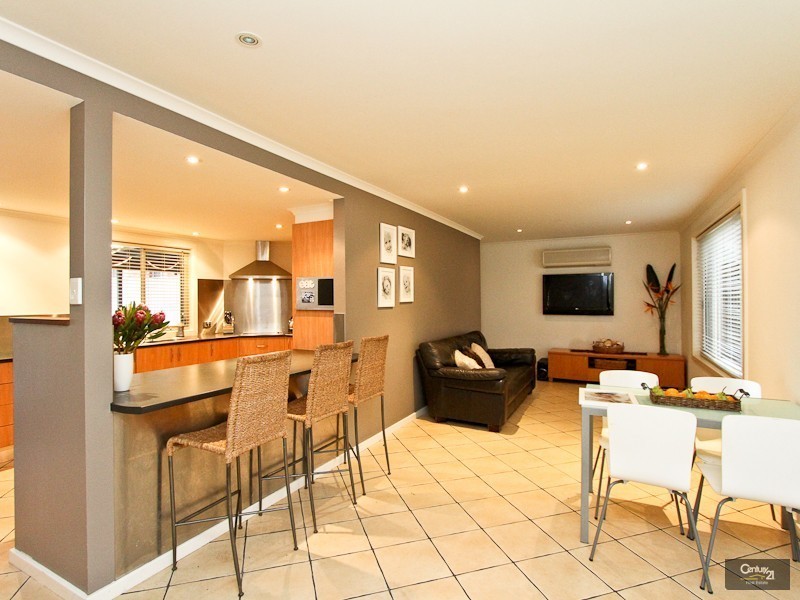 4 Keira Close, Valentine NSW 2280