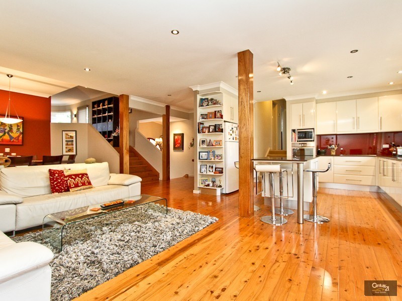 11 Berringar Road, Valentine NSW 2280