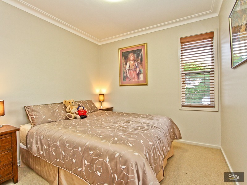 11 Berringar Road, Valentine NSW 2280