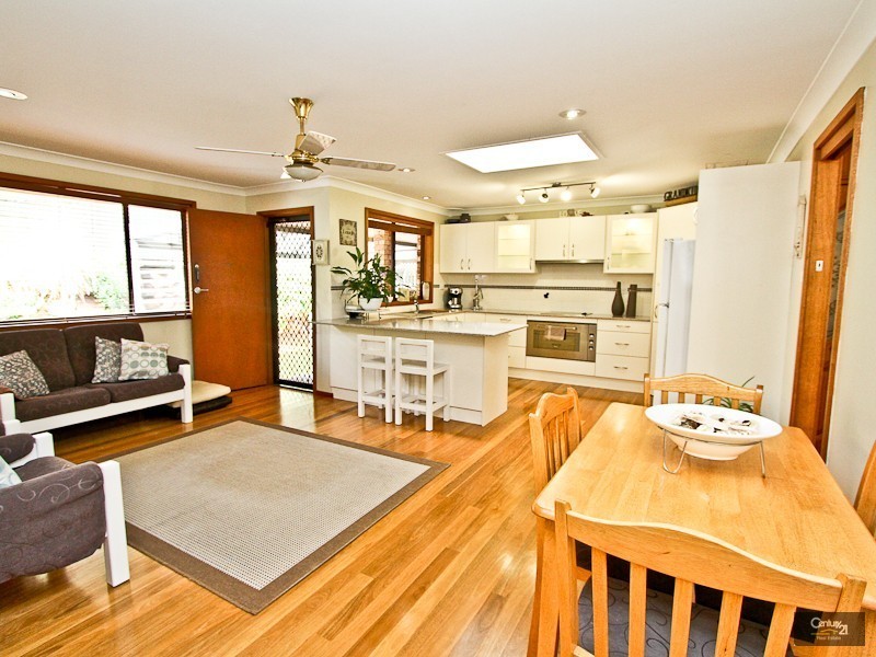 3 Barossa Close, Eleebana NSW 2282