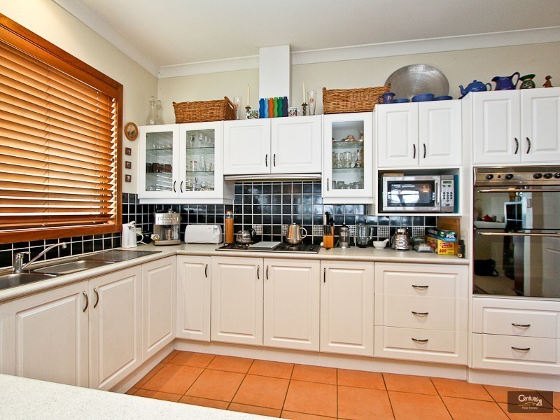 6 Vista Parade, Belmont NSW 2280