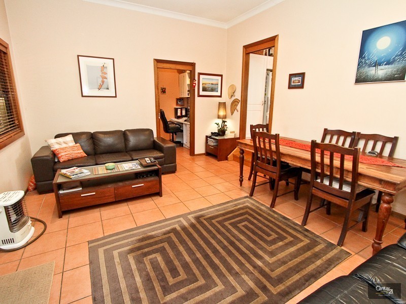 6 Vista Parade, Belmont NSW 2280