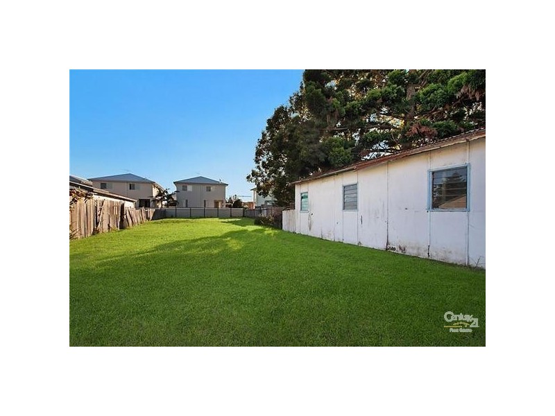 39 Jones Avenue, Warners Bay NSW 2282