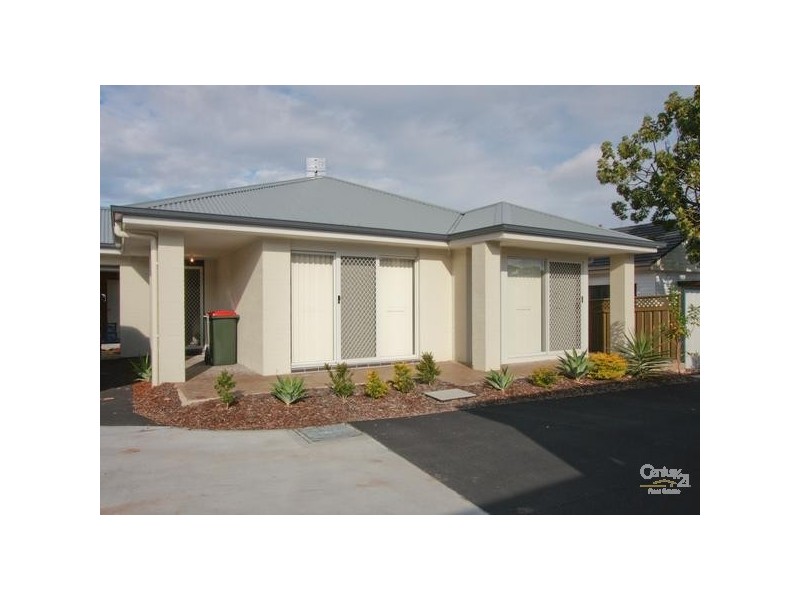 2/30 Helen Street, Mount Hutton NSW 2290