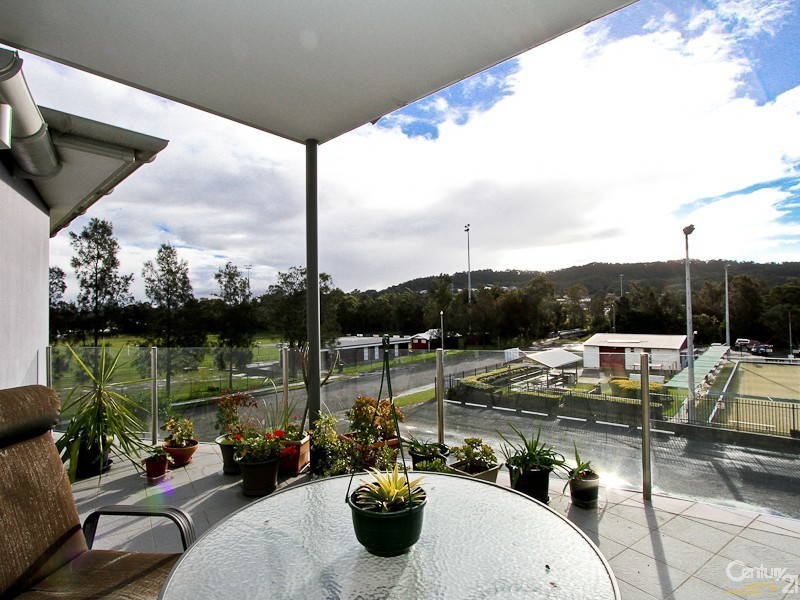 12/4-6 John Street, Warners Bay NSW 2282