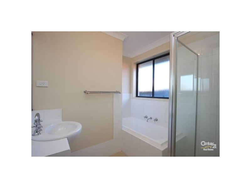 3 Harmony Crescent, Mount Hutton NSW 2290