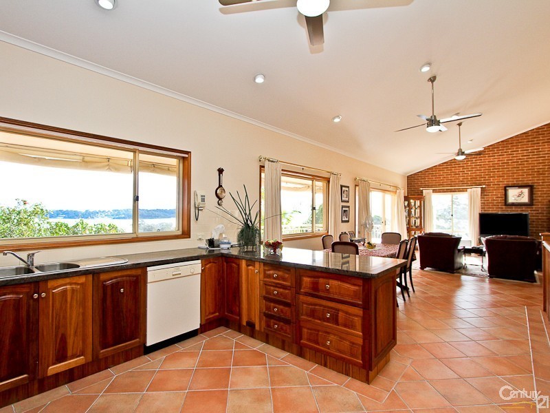 64A  Victor Avenue, Valentine NSW 2280