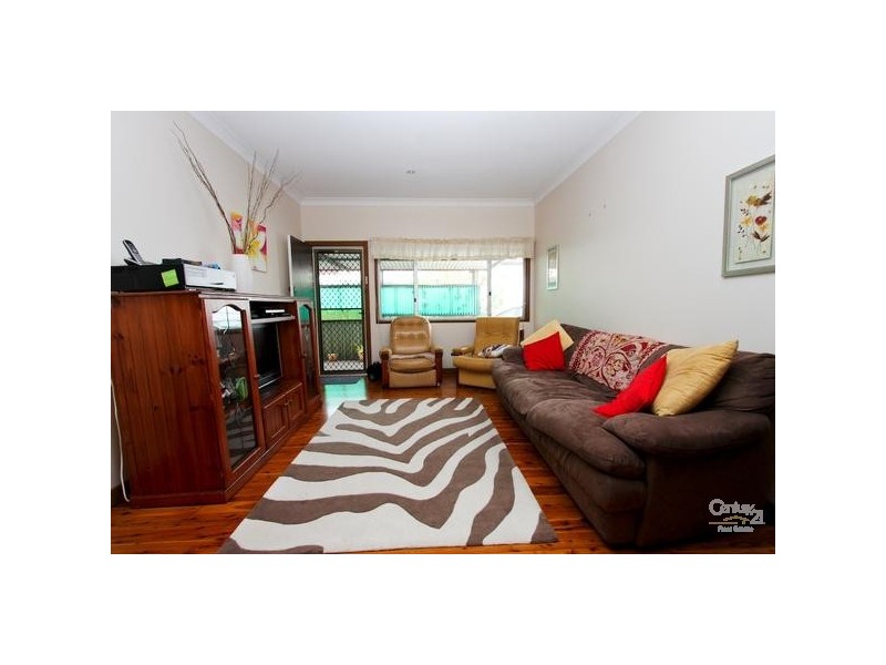 31 Robb Street, Belmont NSW 2280