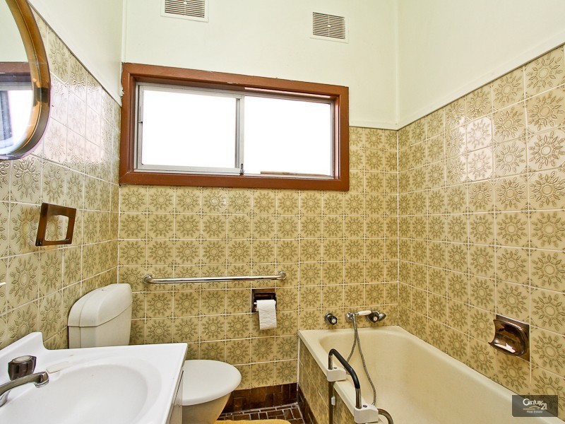 20 Beryl Street, Warners Bay NSW 2282