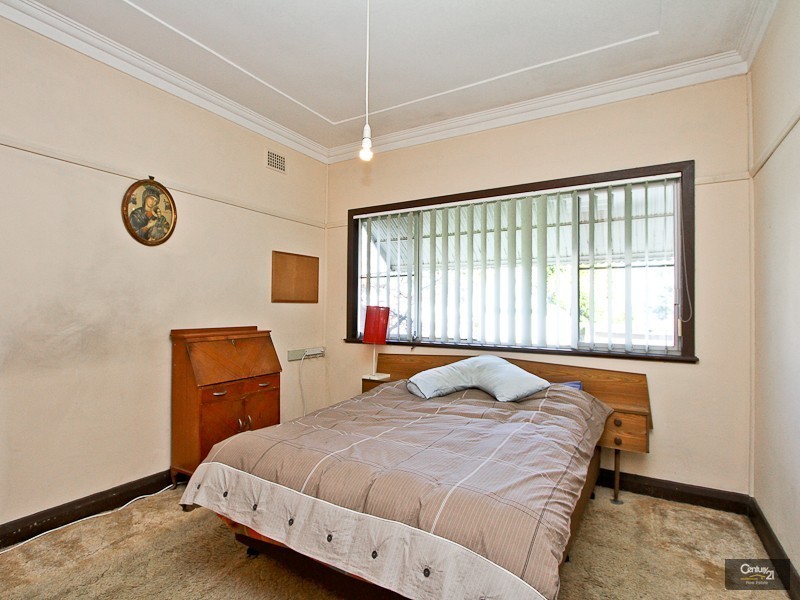 20 Beryl Street, Warners Bay NSW 2282