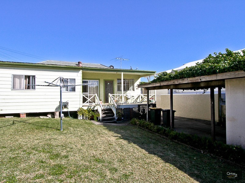 20 Beryl Street, Warners Bay NSW 2282