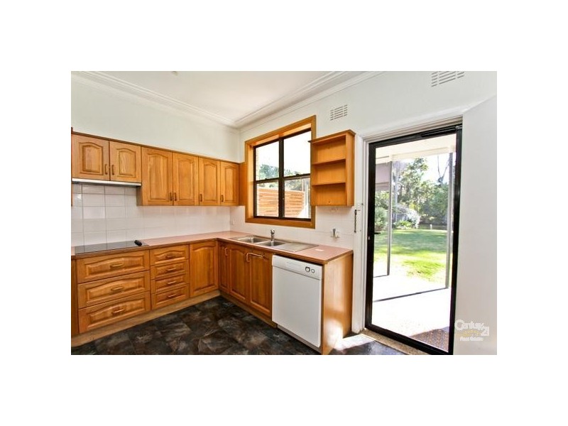 15 Keira Close, Valentine NSW 2280