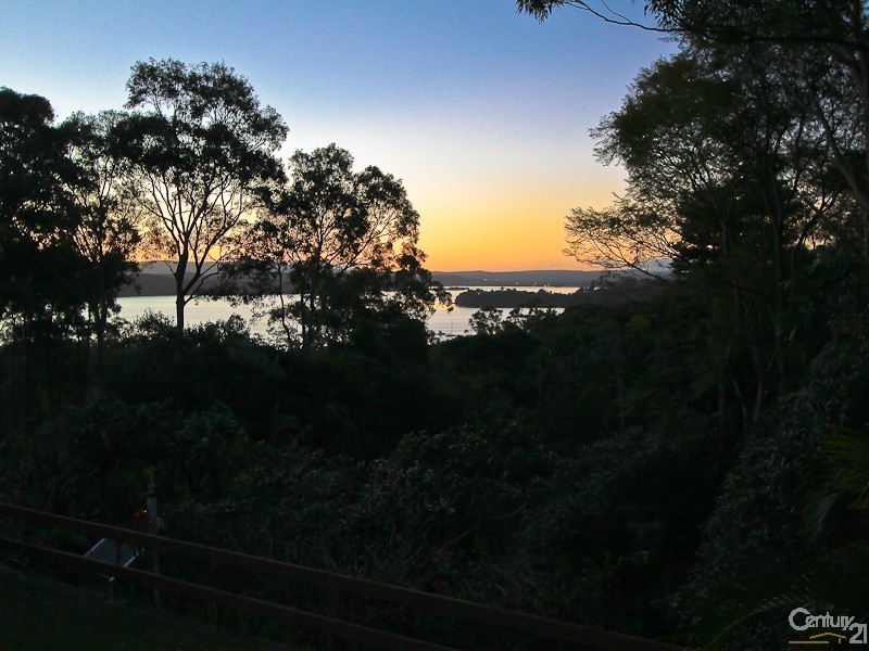 69 Andrew Road, Valentine NSW 2280