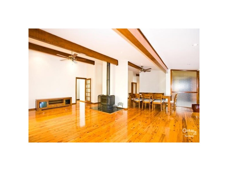 39 Victor Avenue, Valentine NSW 2280