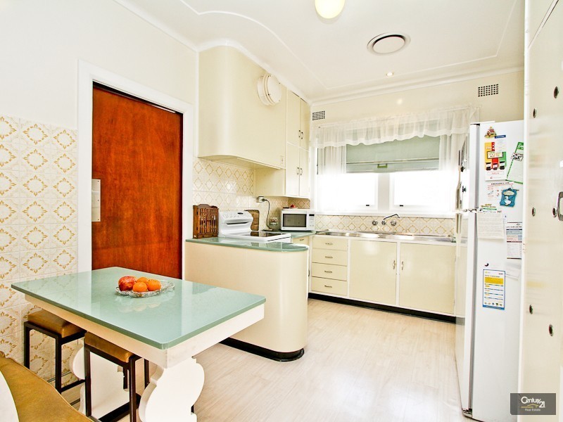 18  Cardiff Road, New Lambton Heights NSW 2305