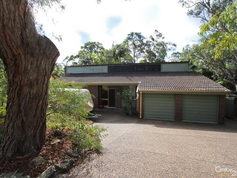 37 Kenton Crescent, Valentine NSW 2280