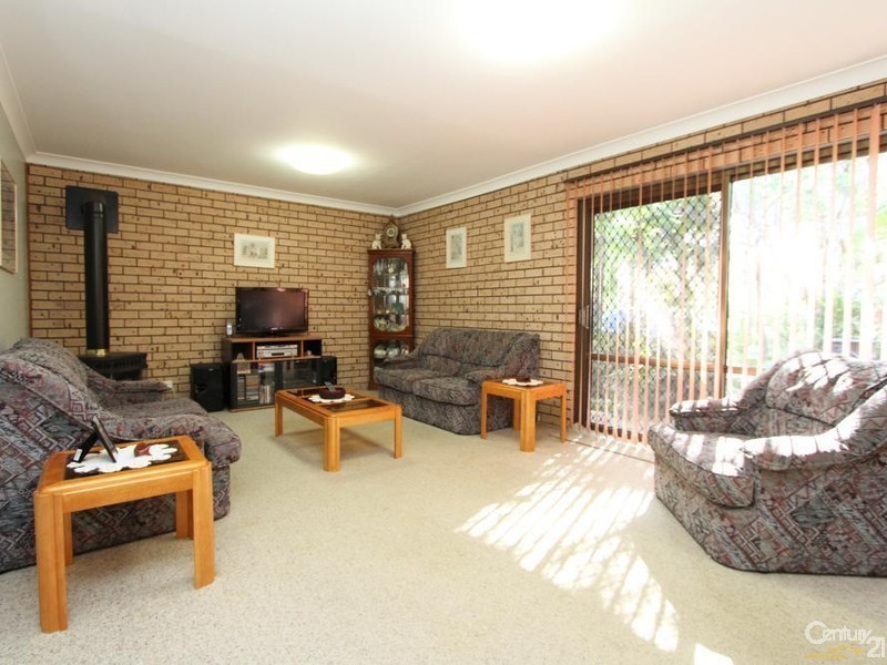 37 Kenton Crescent, Valentine NSW 2280