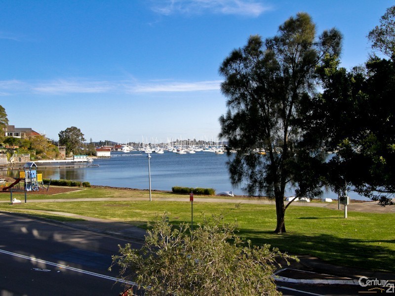 3/54-56  Brooks Parade, Belmont NSW 2280