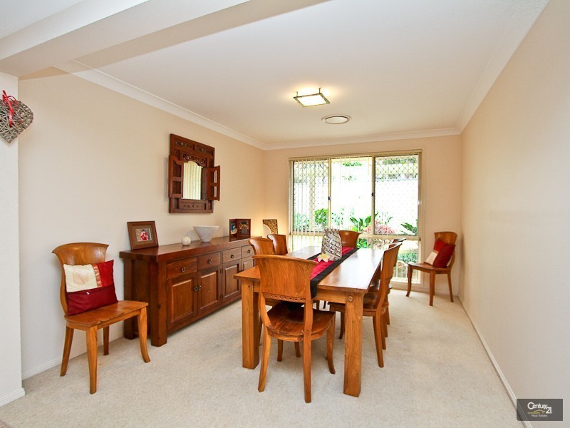 42 Master Street, Belmont North NSW 2280