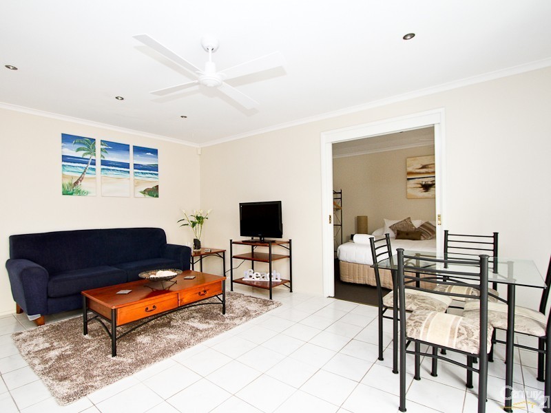 43 The Esplanade, Caves Beach NSW 2281