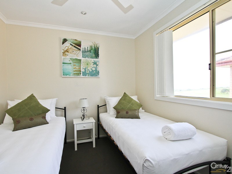43 The Esplanade, Caves Beach NSW 2281