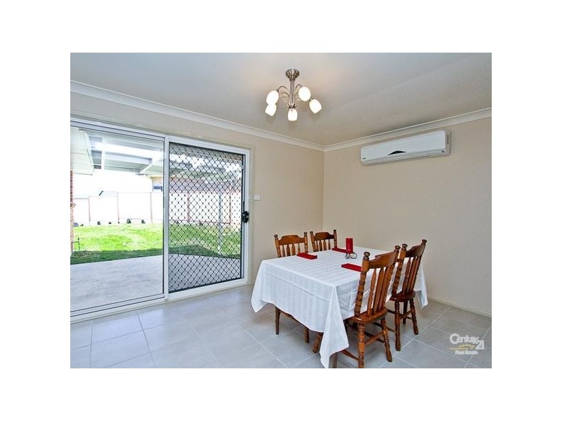 19 Karneen Avenue, Maryland NSW 2287