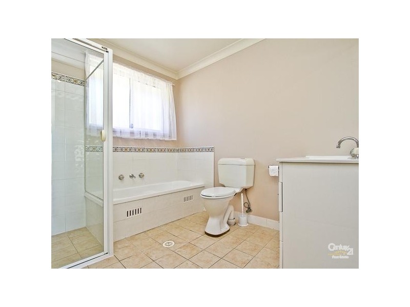 19 Karneen Avenue, Maryland NSW 2287