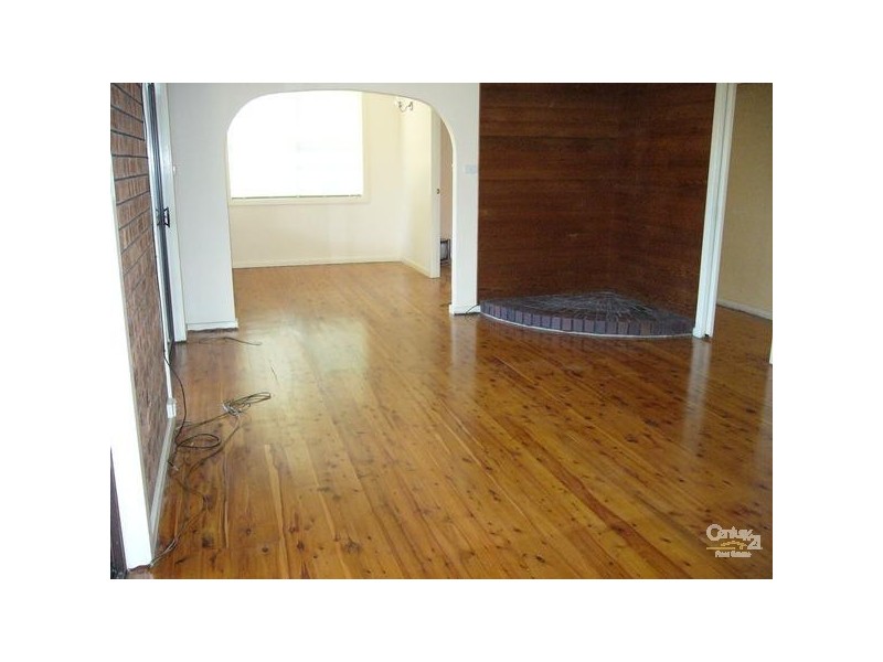 3 Abney, Eleebana NSW 2282