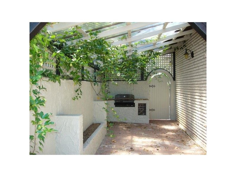 3 Abney, Eleebana NSW 2282