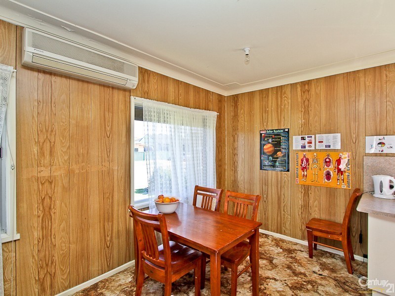 16 McEwan Street, Belmont South NSW 2280