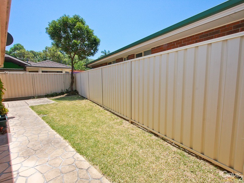 2 Gleeson Crescent, Eleebana NSW 2282