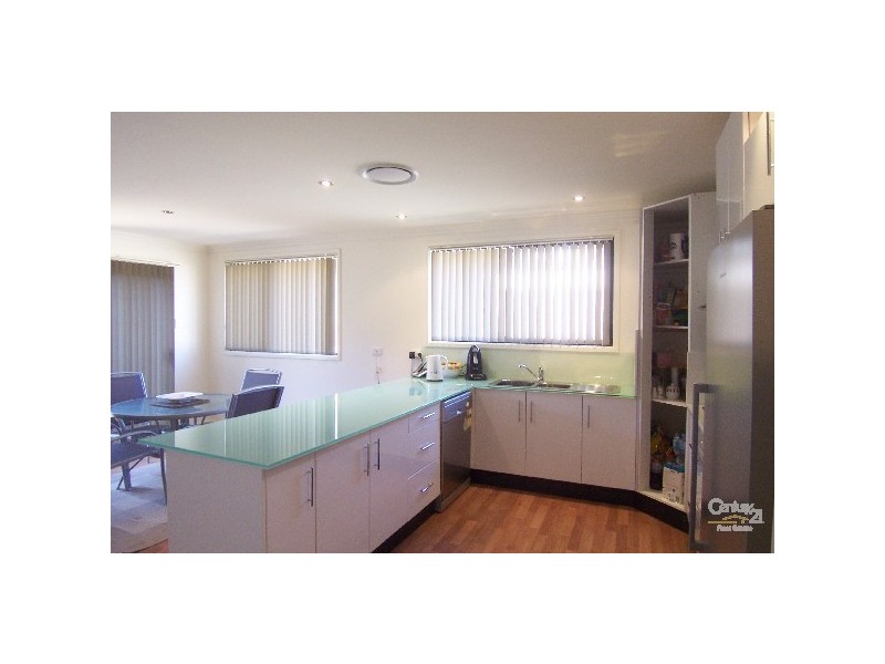 2 Plumeria Place, Valentine NSW 2280