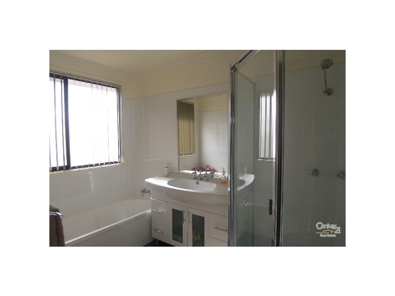 2 Plumeria Place, Valentine NSW 2280