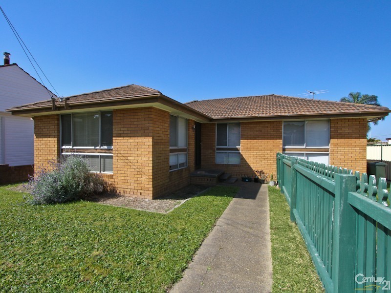 7 Floraville Road, Belmont North NSW 2280