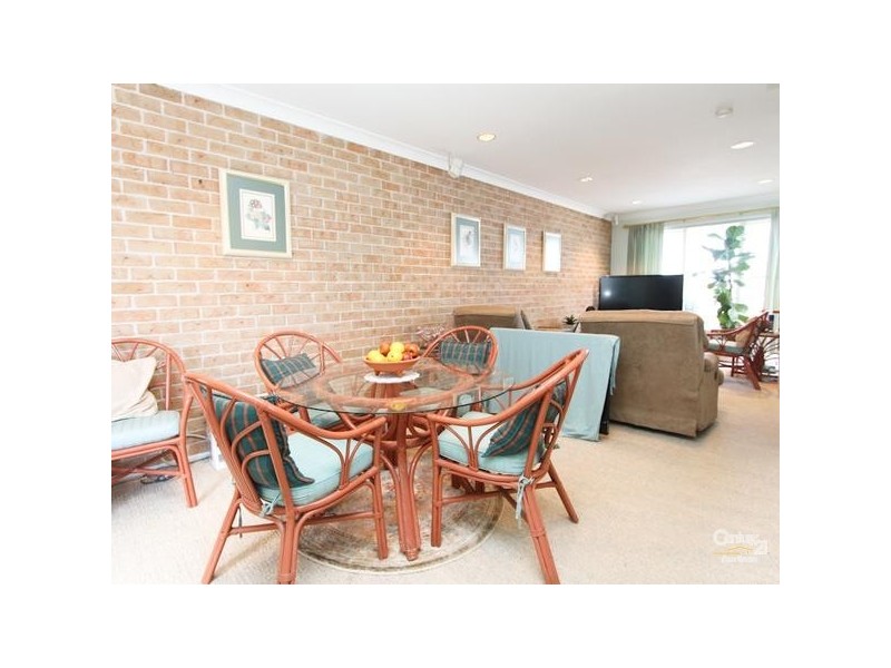 1/9 The Parade, Belmont NSW 2280