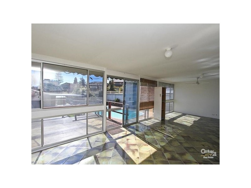 7 Farm Street, Speers Point NSW 2284