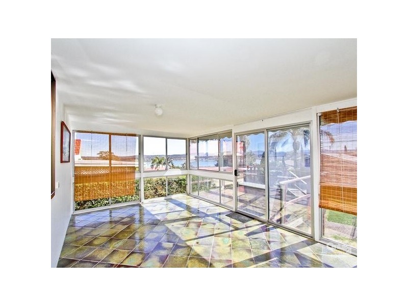 7 Farm Street, Speers Point NSW 2284