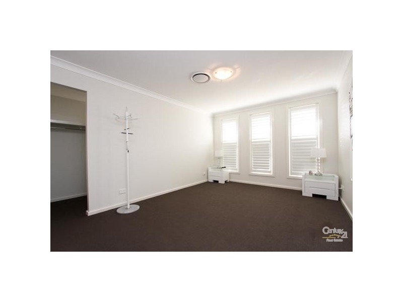 26 John Darling Avenue, Belmont North NSW 2280