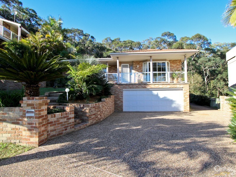 41 Grovelake Close, Eleebana NSW 2282
