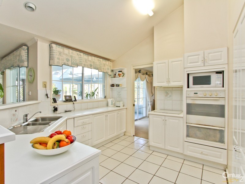 41 Grovelake Close, Eleebana NSW 2282