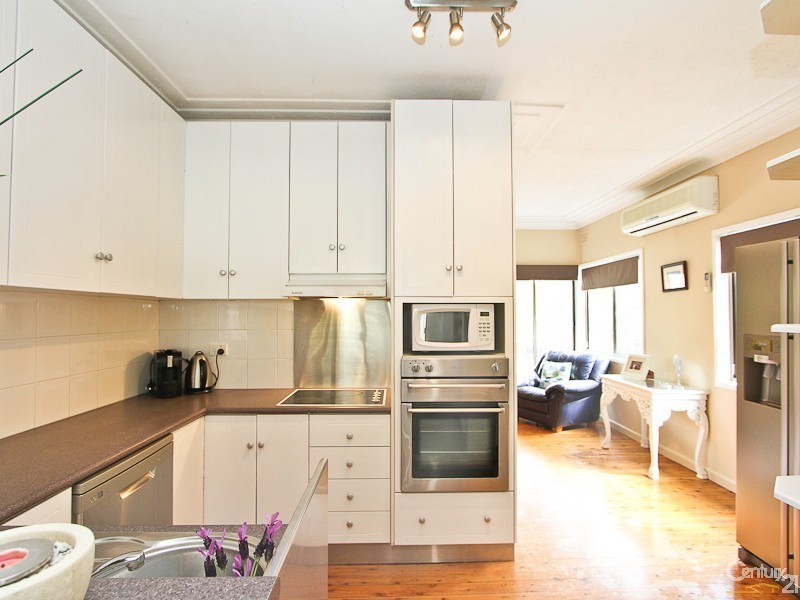 33 Elizabeth Street, Floraville NSW 2280