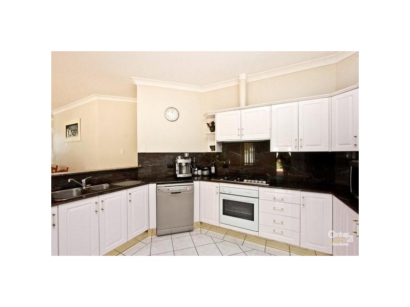 15 Whipbird Way, Belmont NSW 2280